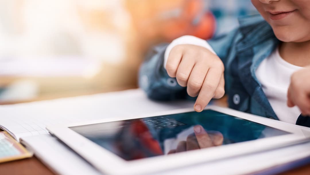 How-to-set-up-a-tablet-for-kids-scaled