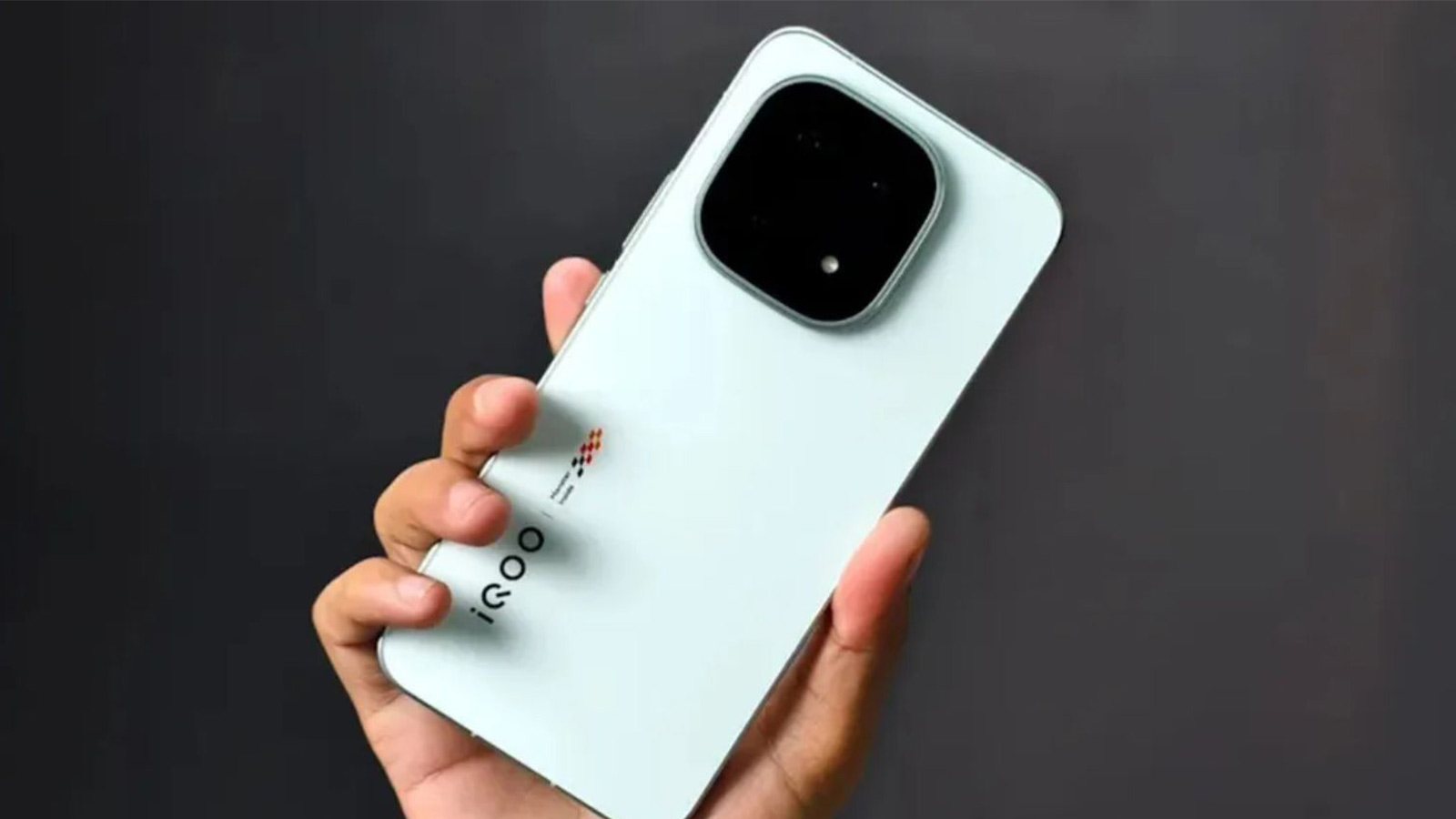 Alleged iQOO 16 on Geekbench