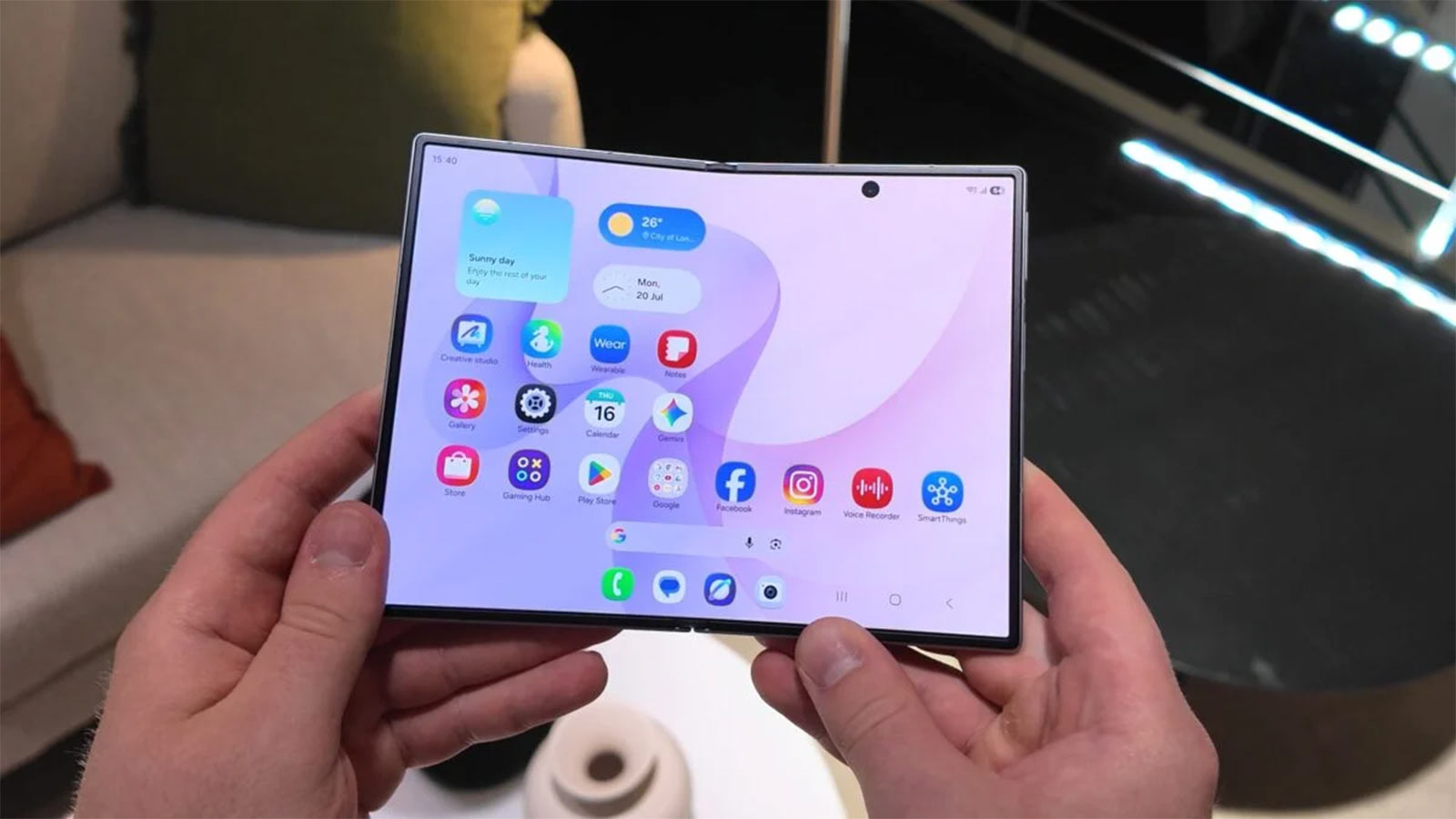 Galaxy Z Fold 8