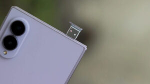 Galaxy Z Fold 8 SIM tray 300x169
