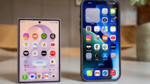 Galaxy z fold8 300x169