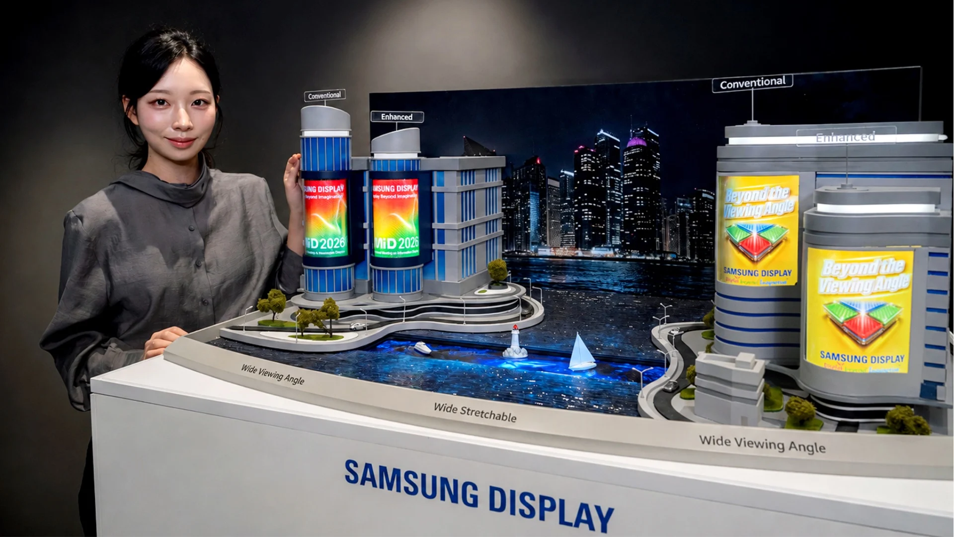 سامسونگ دیسپلی پنل OLED تاشو 7.6 اینچی