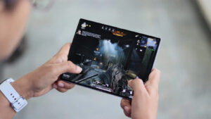 Z Fold 8 اولترا 300x169