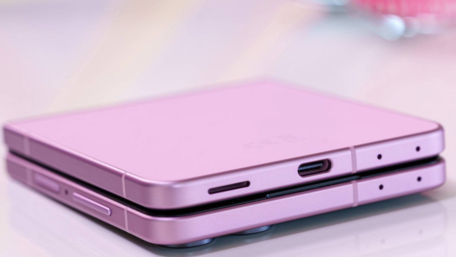 گوشی سامسونگ Z Flip 8
