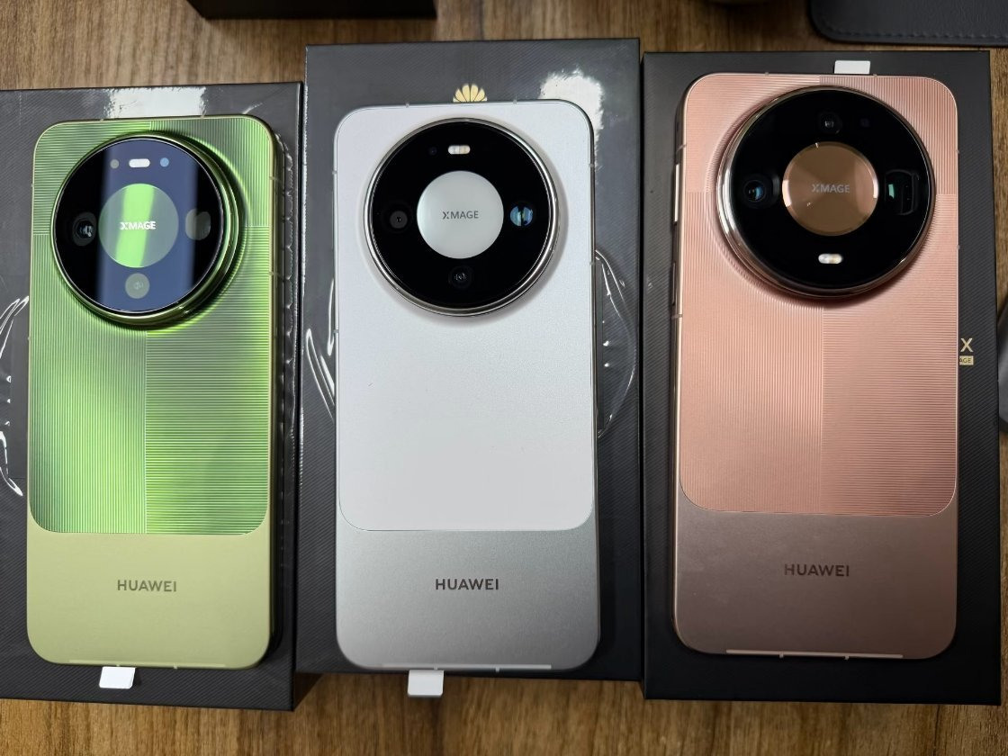 Huawei Mate 90 vs. Mate 90 Pro