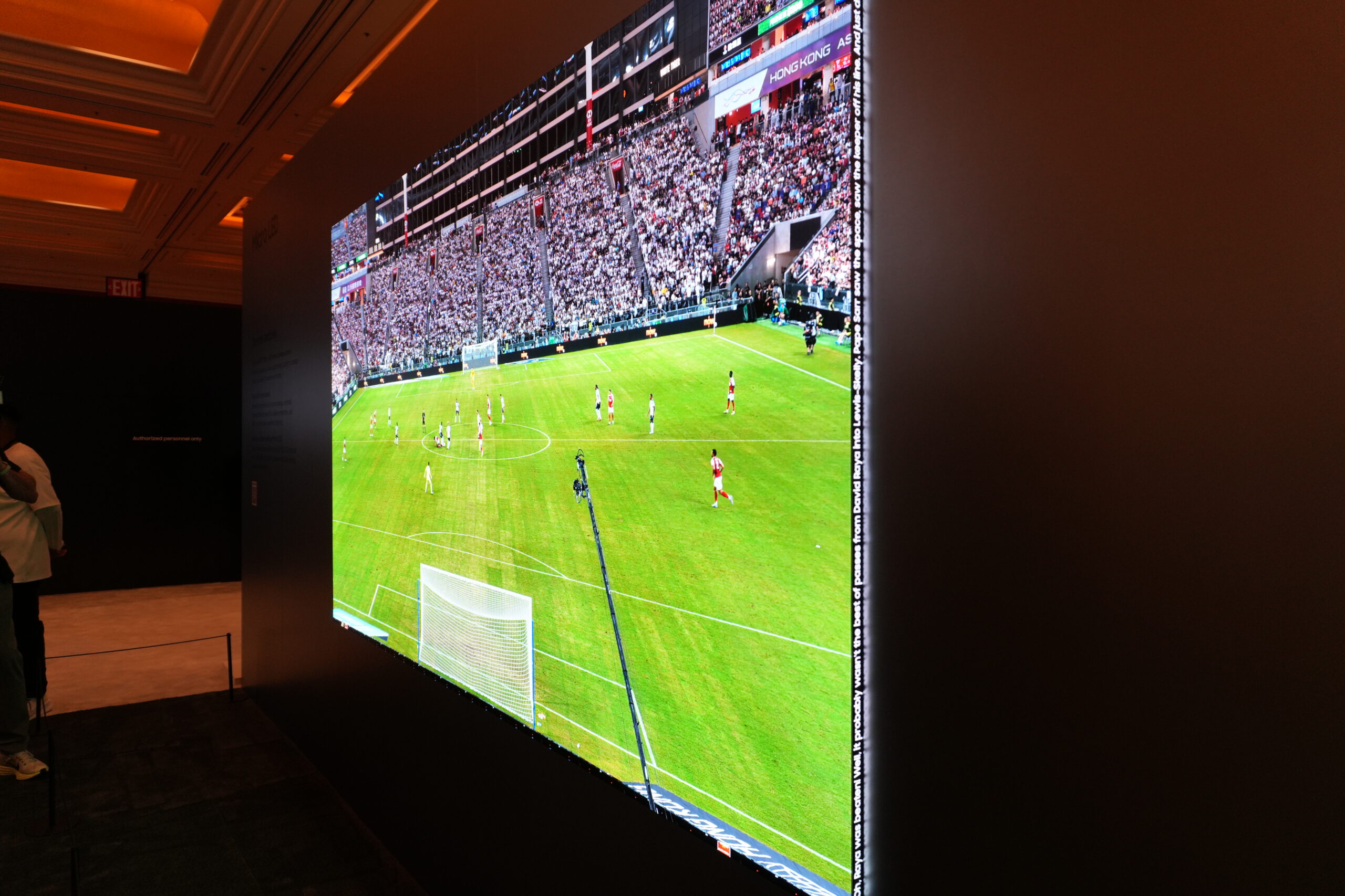 CES 2026: Samsung TV mirror bezel