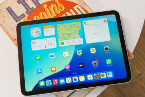 the existing 2025 entry level ipad 1 300x200