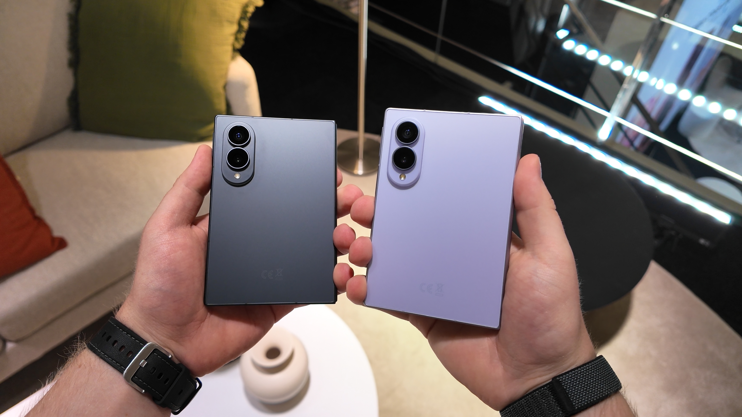 Samsung Galaxy Z Fold 8 Graphite Lavender