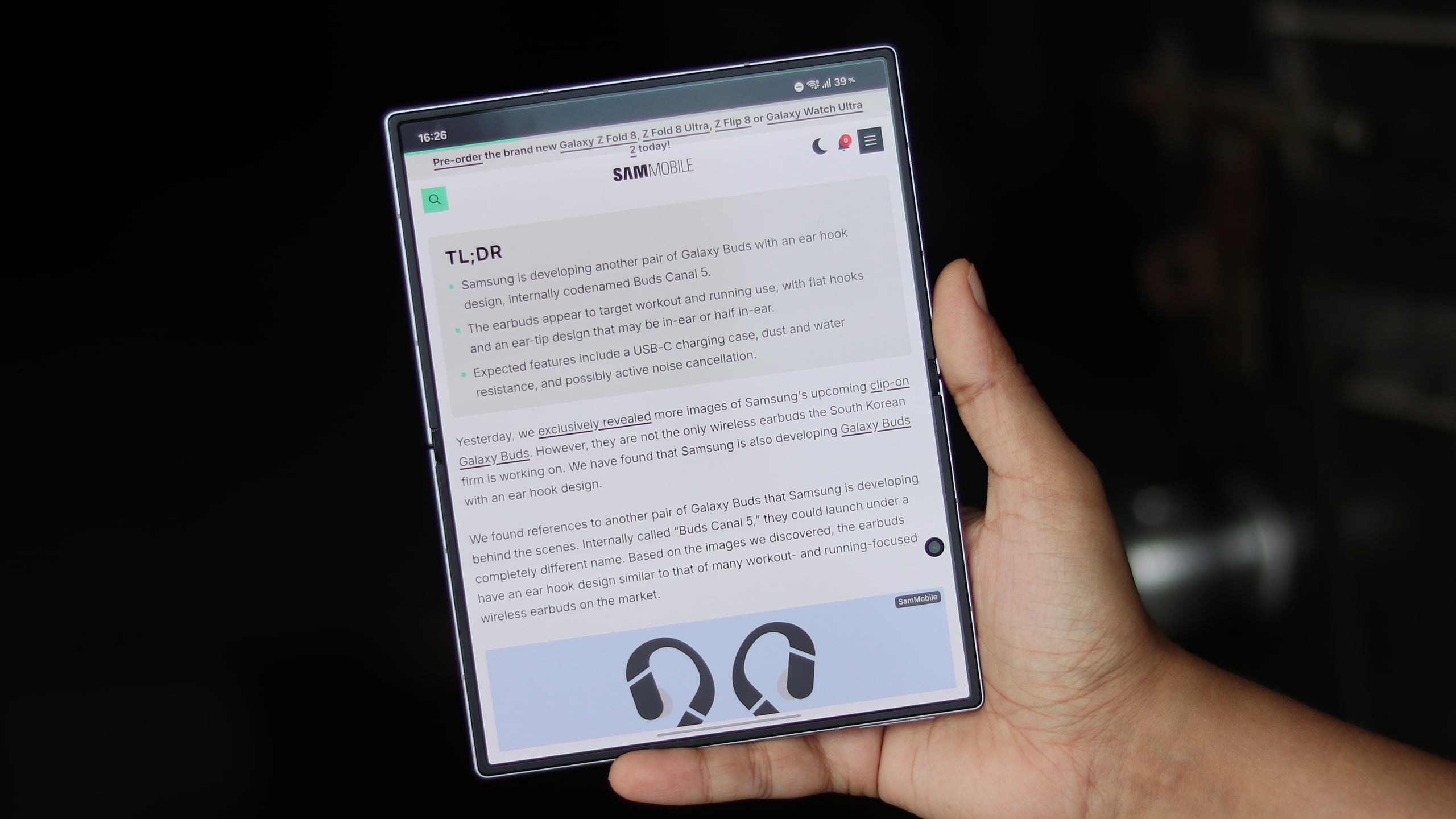 Web browsing on Galaxy Z Fold 8